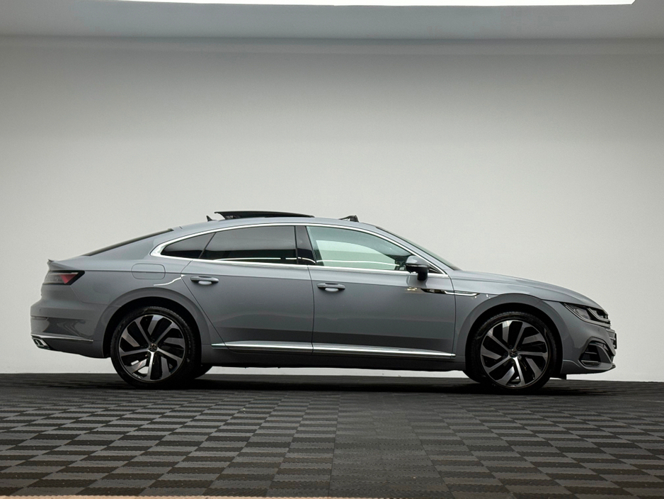 2024 Volkswagen Arteon R-LINE 1.4 TSI PHEV DSG *PAN ROOF* €45,990