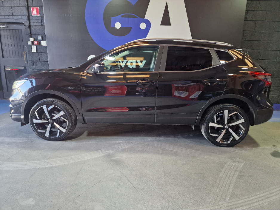 2018 Nissan Qashqai - image 5