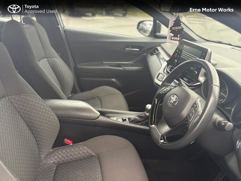 2023 Toyota C-HR C-HR HYBRID LUNA €27,950