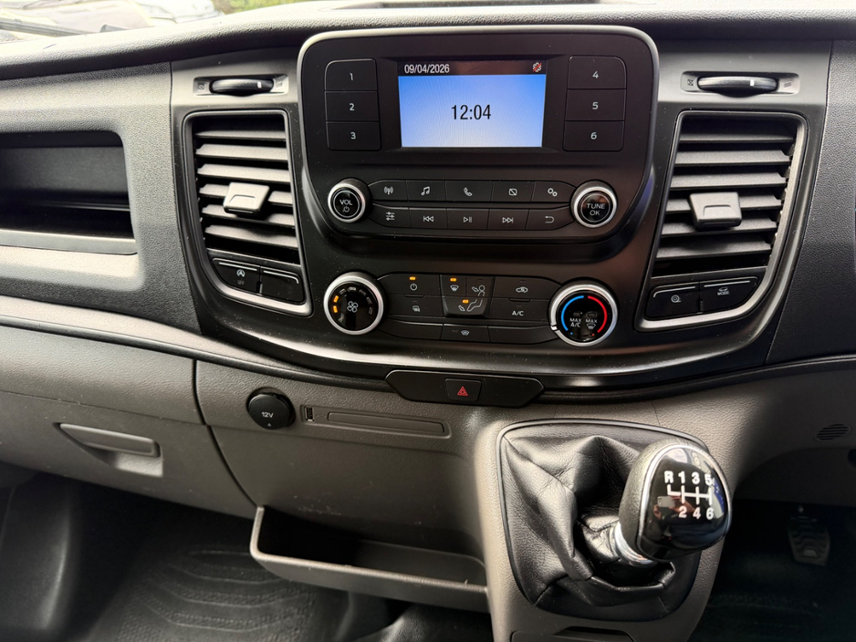 2022 Ford Transit - image 15