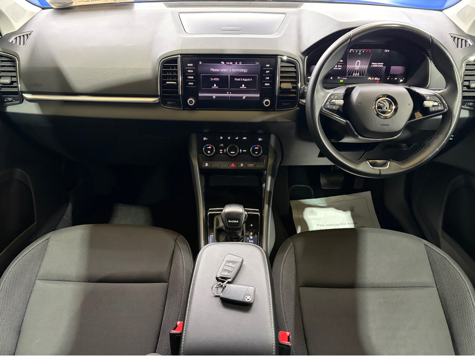 2023 Skoda Karoq - image 12