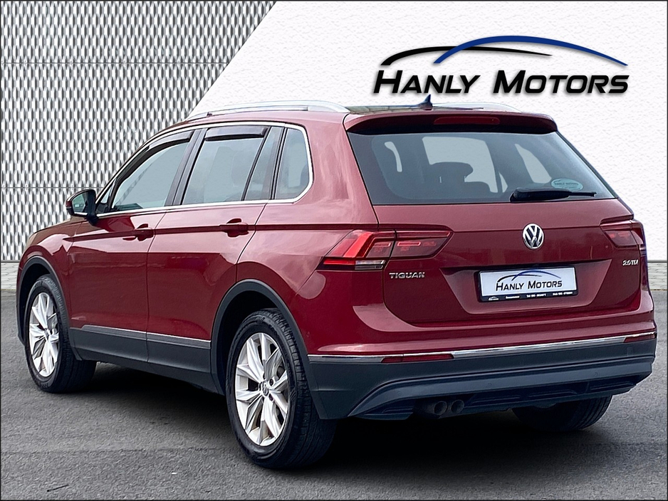 2017 Volkswagen Tiguan - image 6