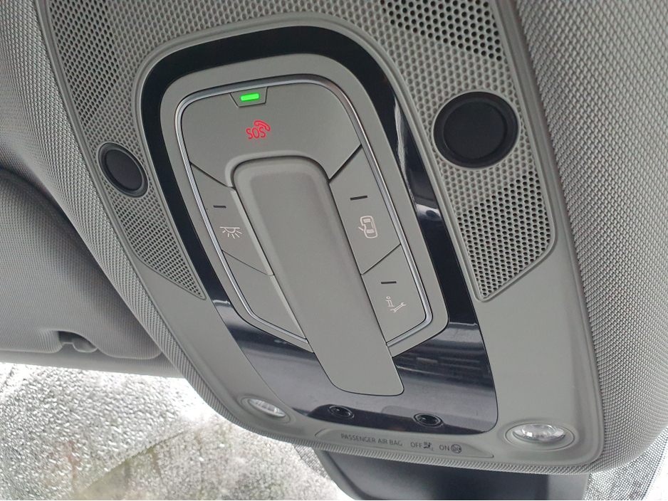 2022 Audi e-tron 55 Quattro 95 kWh FULLY ELECTRIC NCT 02/28 FINANCE AVAILABLE €118 PER WEEK 2 KEYS/ FULL LEATHER/ ELECTRIC SEATS/ HEATED SEATS/ SAT NAV/ TOUCH SCREEN/ ANDROID AUTO/ APPLE CAR PLAY/ HISTORY CHECKED €29,900