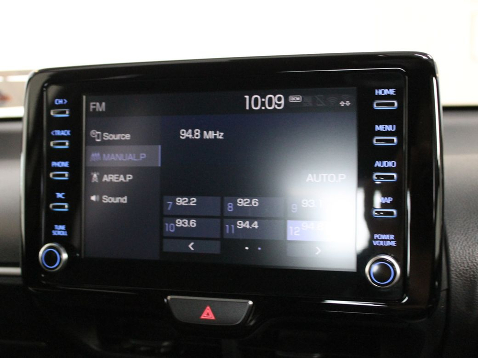 2020 Toyota Yaris 6aa-mxph10 €15,999