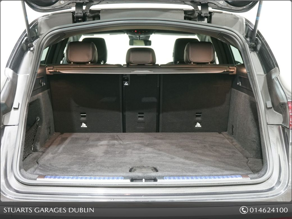 2023 Mercedes-Benz EQC EQC 400 AMG LINE: SELENITE GREY METALLIC WITH BLACK LEATHER, SUNROOF, 21” DIAMOND CUT TURBINE ALLOYS, SIDE RUNNING BOARDS, KEYLESS ENTRY €39,945