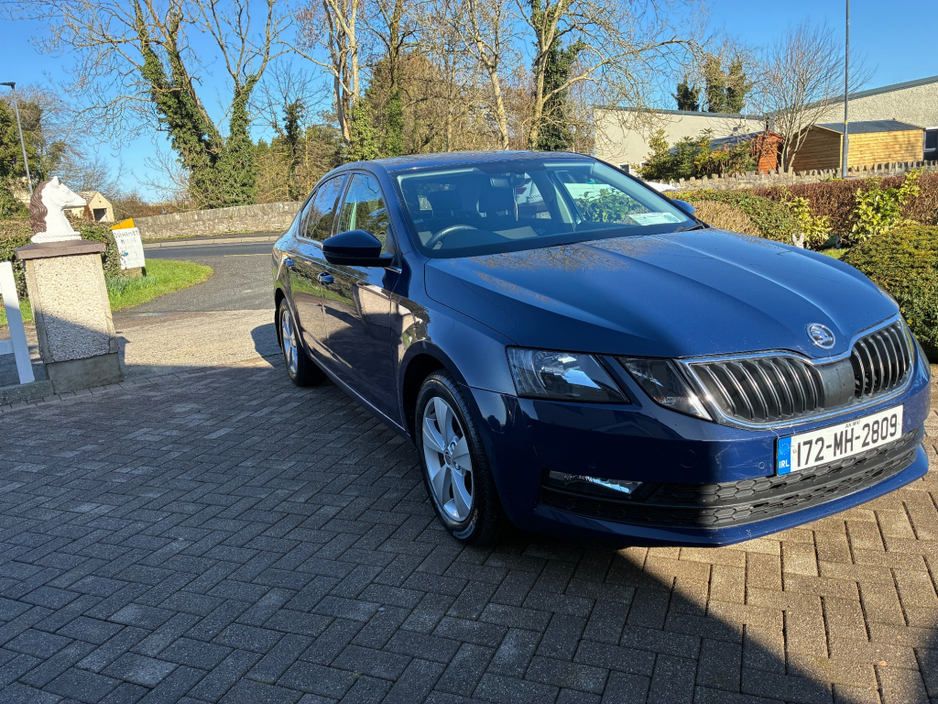 2017 Skoda Octavia - image 5
