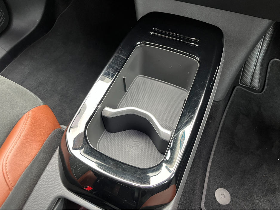 2022 Volkswagen ID.4 - image 16