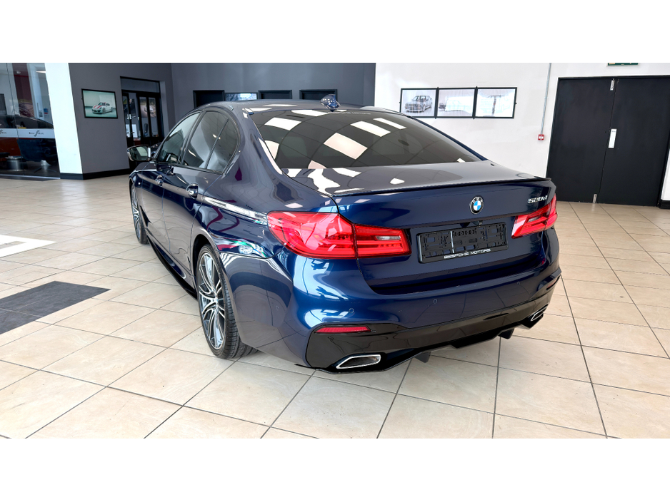 2018 BMW 5 Series - image 9