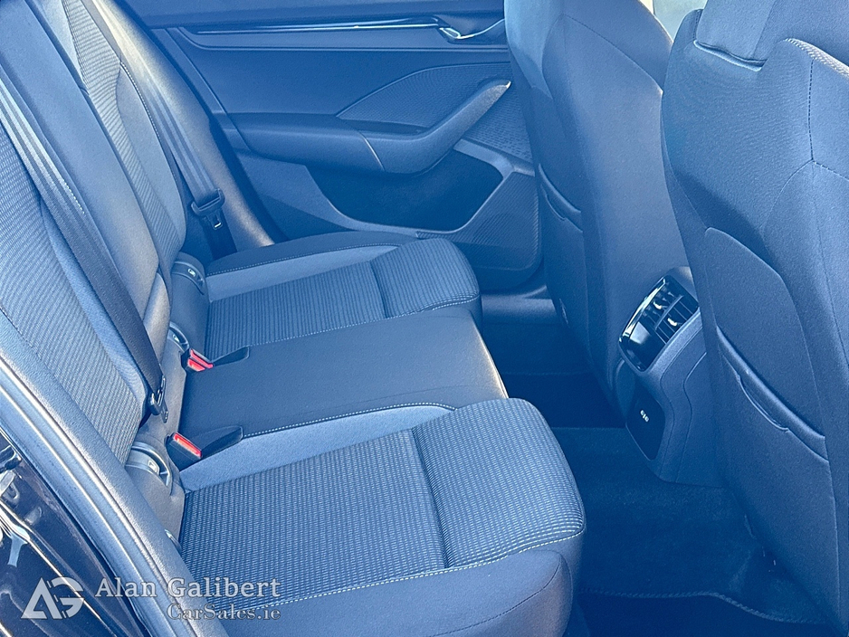 2022 Skoda Octavia AMBITION 2.0 TDI New Model €24,995