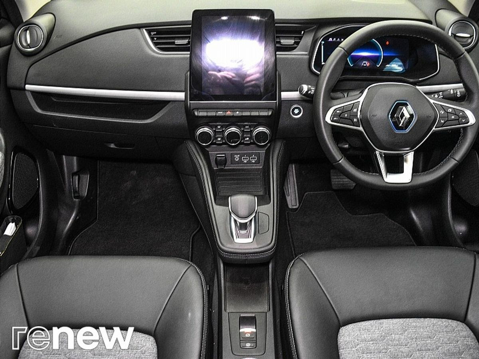 2022 Renault Zoe R135 Z.E 50 GT Line CCS Rapid charge €17,900