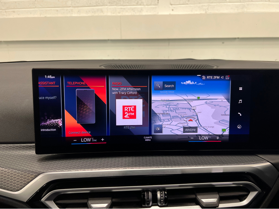 2023 BMW 3 Series - image 26