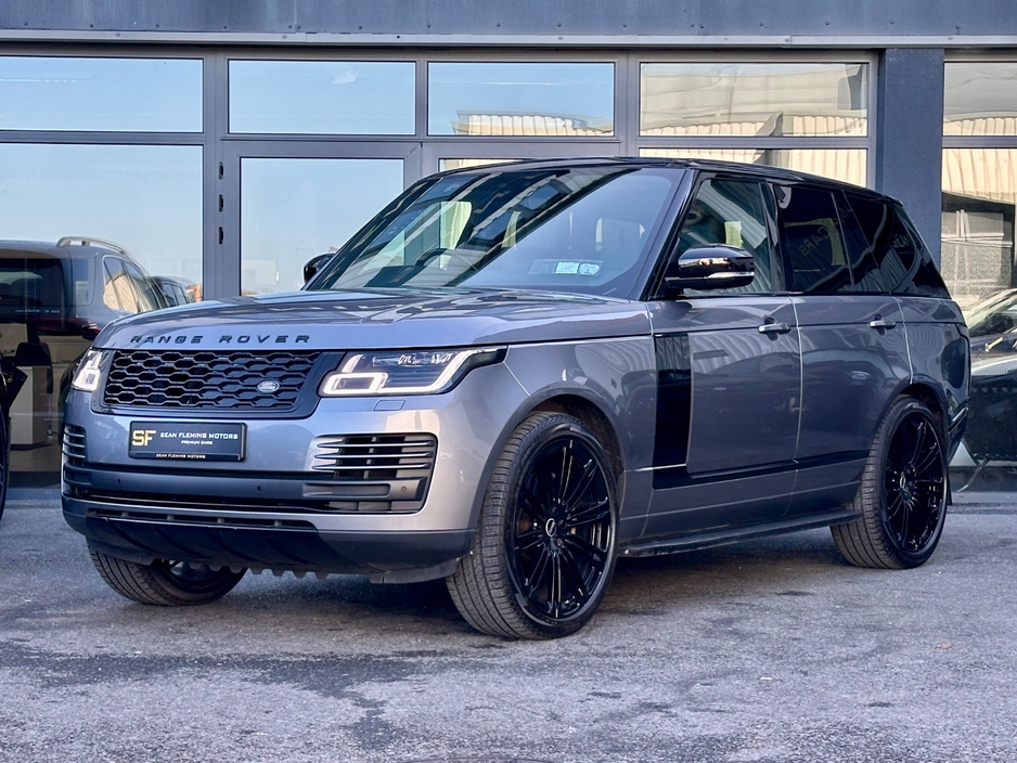 2020 Land Rover Range Rover - image 2