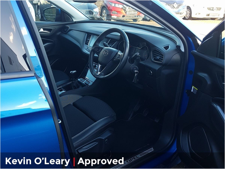 2021 Opel Grandland X - image 7
