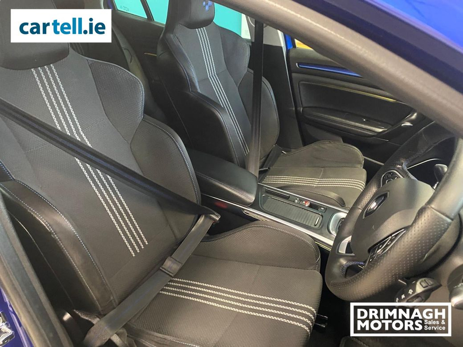 2018 Renault Megane - image 9