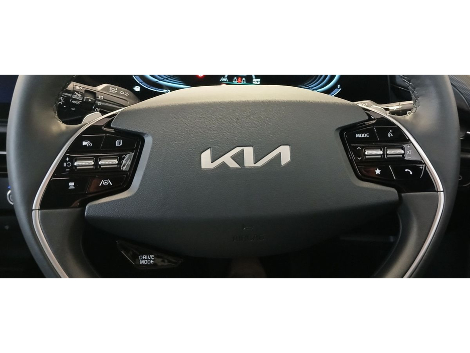 2026 Kia Niro - image 12