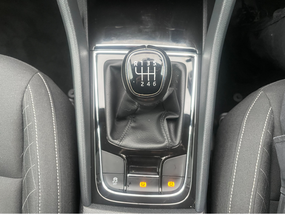 2019 Skoda Karoq AMBITION 1.6 TDI 115HP 4DR €21,250