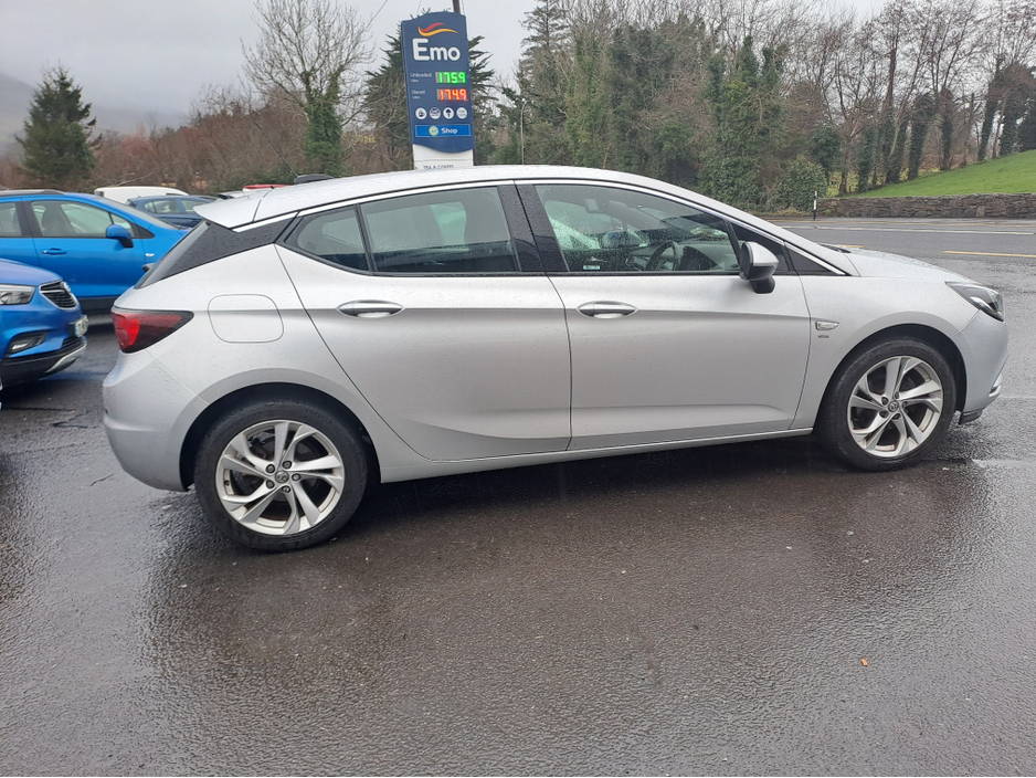 2016 Opel Astra 1.4 SRI 99BHP 5DR €9,500