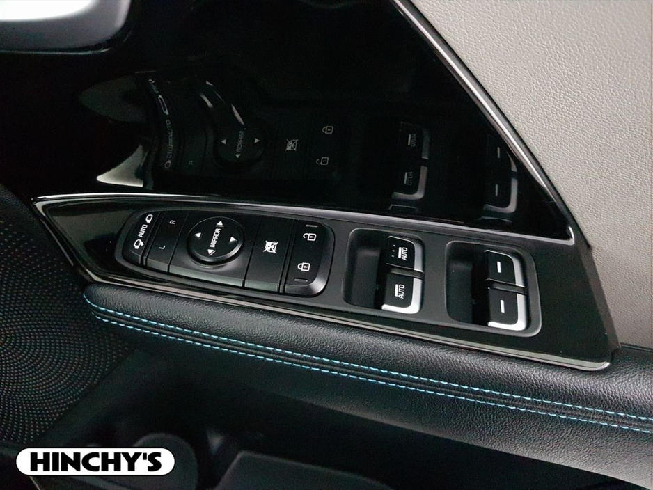 2021 Kia Niro - image 20