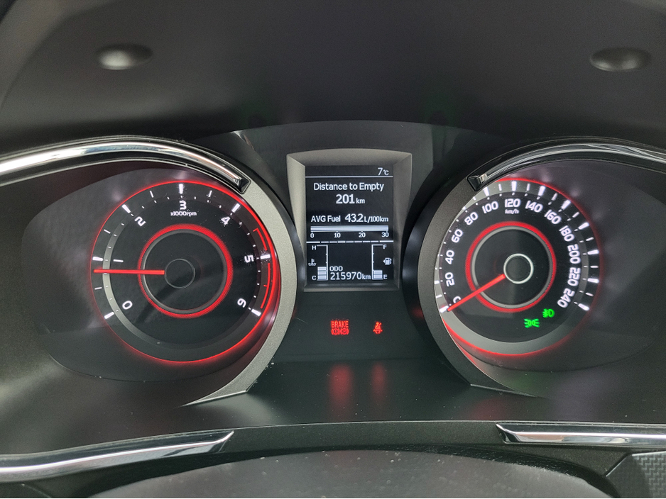 2018 Ssangyong Korando - image 20