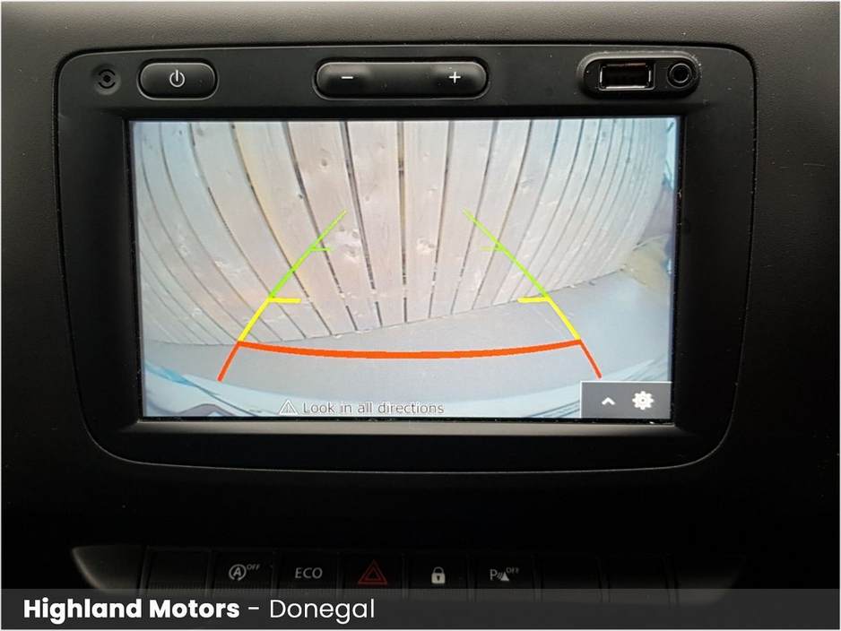 2020 Dacia Duster - image 19