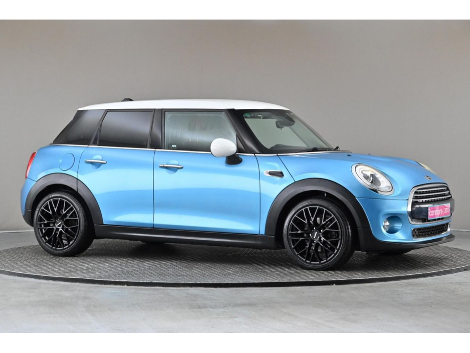 2017 MINI Hatch 1.5 COOPER AUTO 5DR *BI-TONE ROOF*UPGRADED 17" ALLOY WHEELS* €16,490