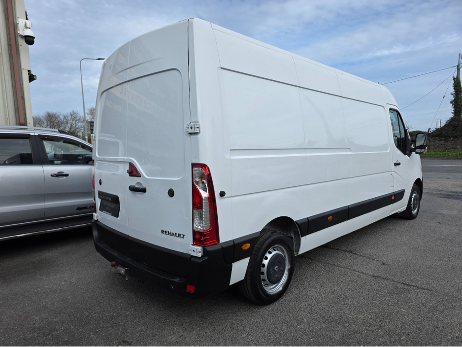 2019 Renault Master - image 4