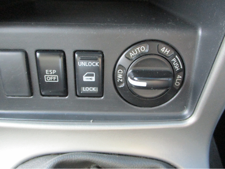 2011 Nissan Pathfinder 2.5 DCI XE 2 SEAT COMM €8,995