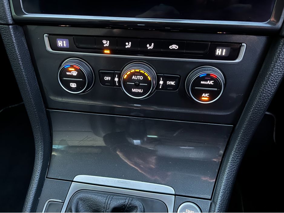 2020 Volkswagen Golf ESTATE AUTOMATIC 2.0 DIESEL //ADAPTIVE CRUISE CONTROL//KEYLESS ENTRY//REVERSE CAMERA//PARKING SENSORS// €19,950