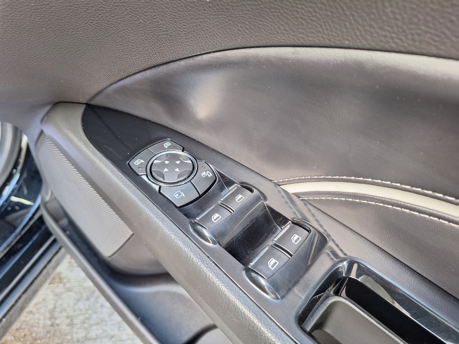 2018 Ford Mondeo - image 17