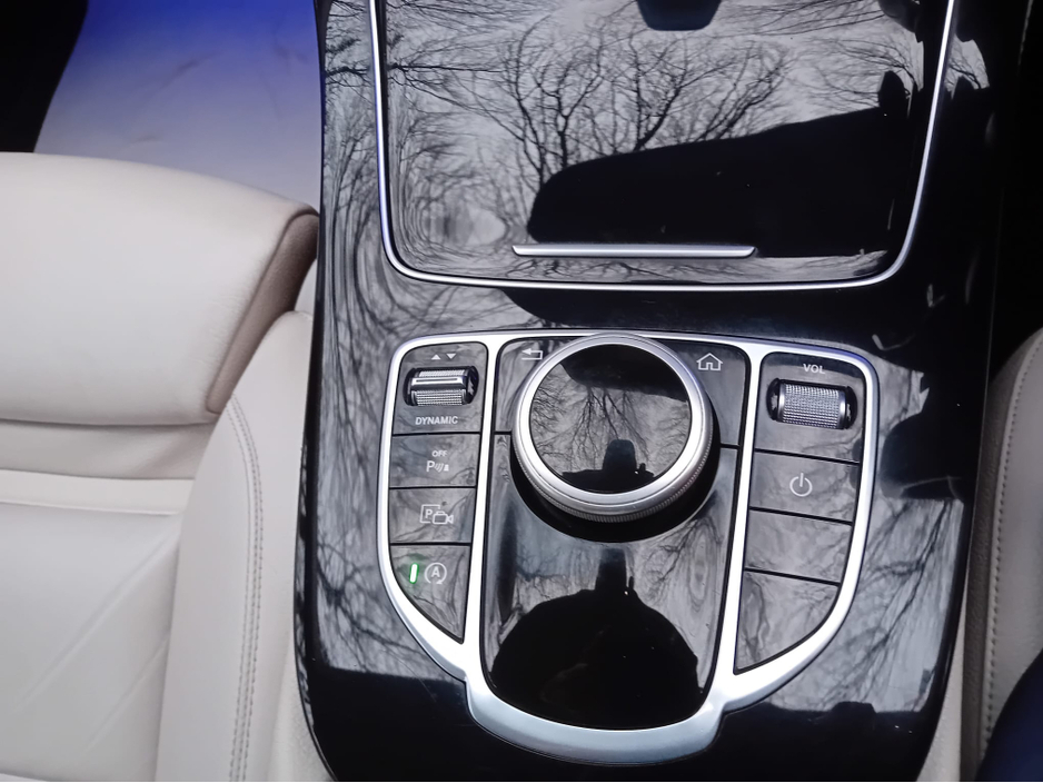 2017 Mercedes-Benz E Class - image 26