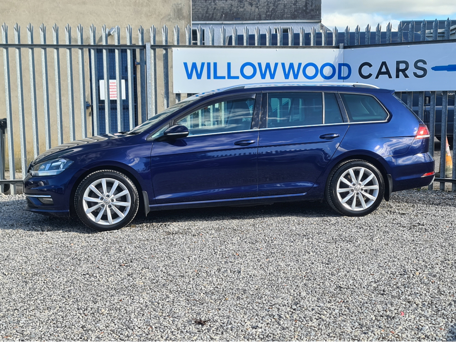 2017 Volkswagen Golf - image 5