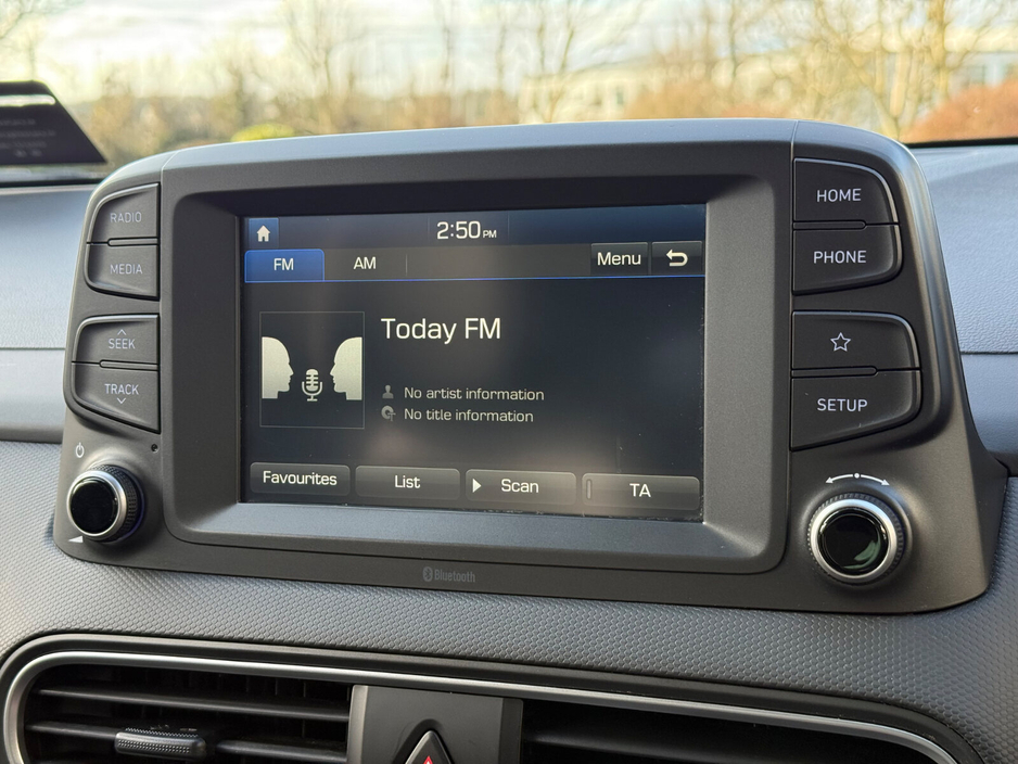 2020 Hyundai Kona - image 14