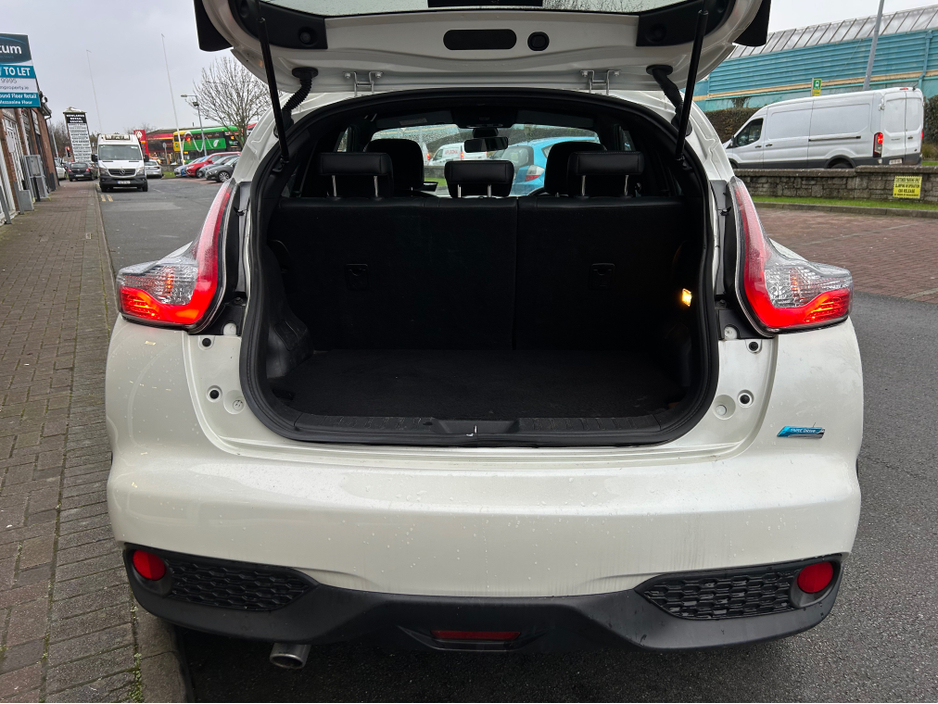 2015 Nissan Juke 1.5 DCI TEKNA SUV in White + Black Detail & Black Leather - Trade-In Welcome - Assured Dealer Warranty & Fully Serviced - €7,950
