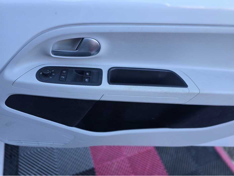 2019 Volkswagen up! DBA-AACHY 3DR €13,950