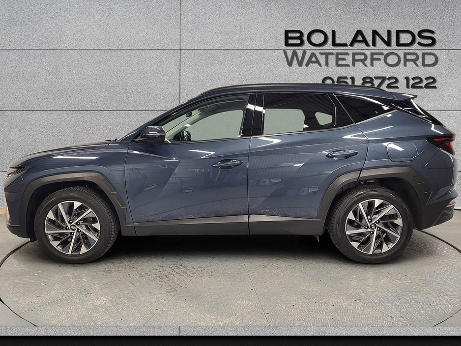 2023 Hyundai Tucson - image 3