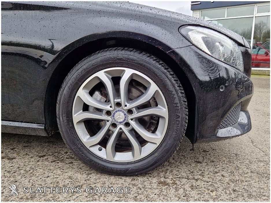 2016 Mercedes-Benz C Class - image 7