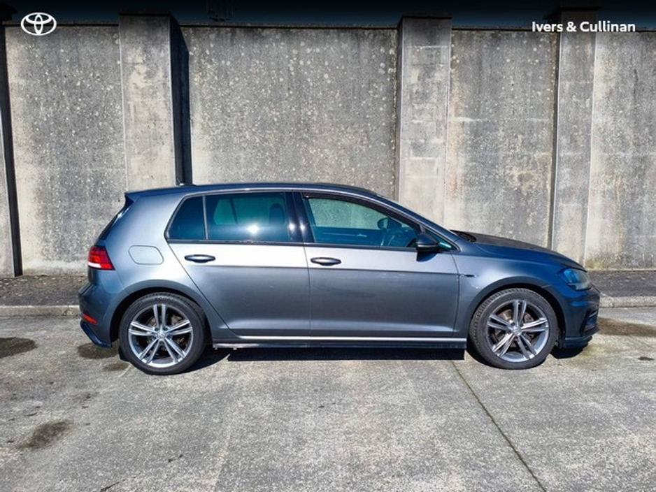 2020 Volkswagen Golf - image 2
