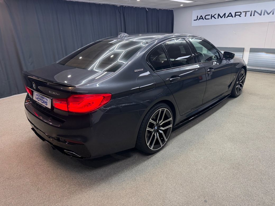 2019 BMW 5 Series - image 14