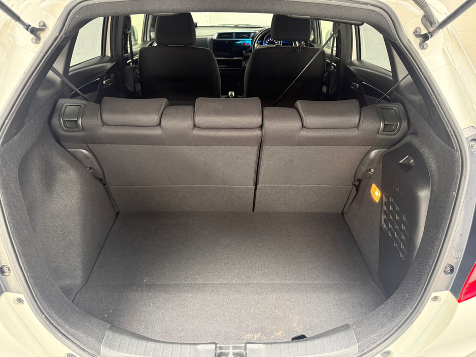 2015 Honda Fit - image 24