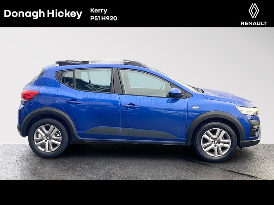 2022 Dacia Sandero Stepway - image 6