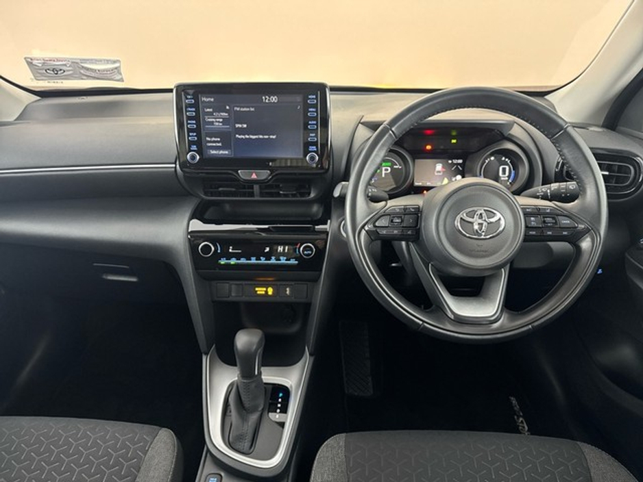 2024 Toyota Yaris Cross LUNA 4DR AUTO €28,950