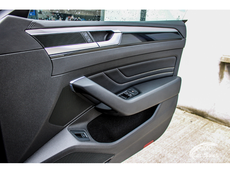 2022 Volkswagen Arteon - image 19