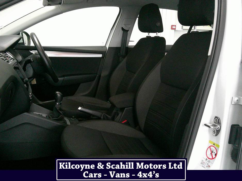 2019 Skoda Octavia - image 13