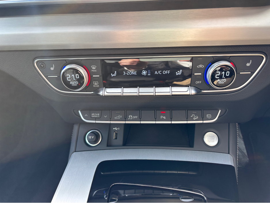 2023 Audi Q5 - image 19