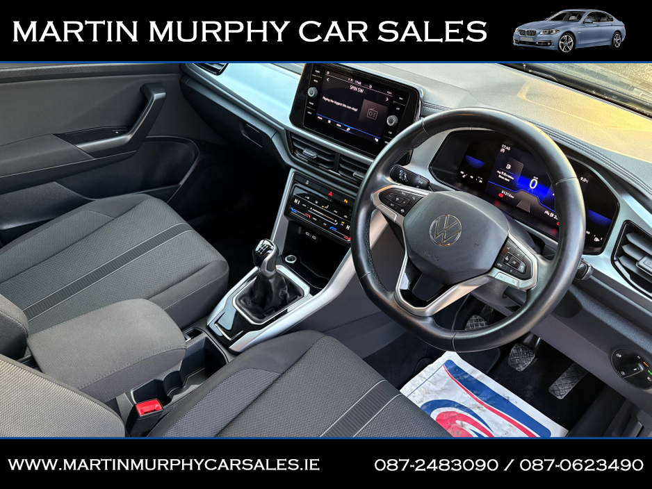 2024 Volkswagen T-Roc - image 10