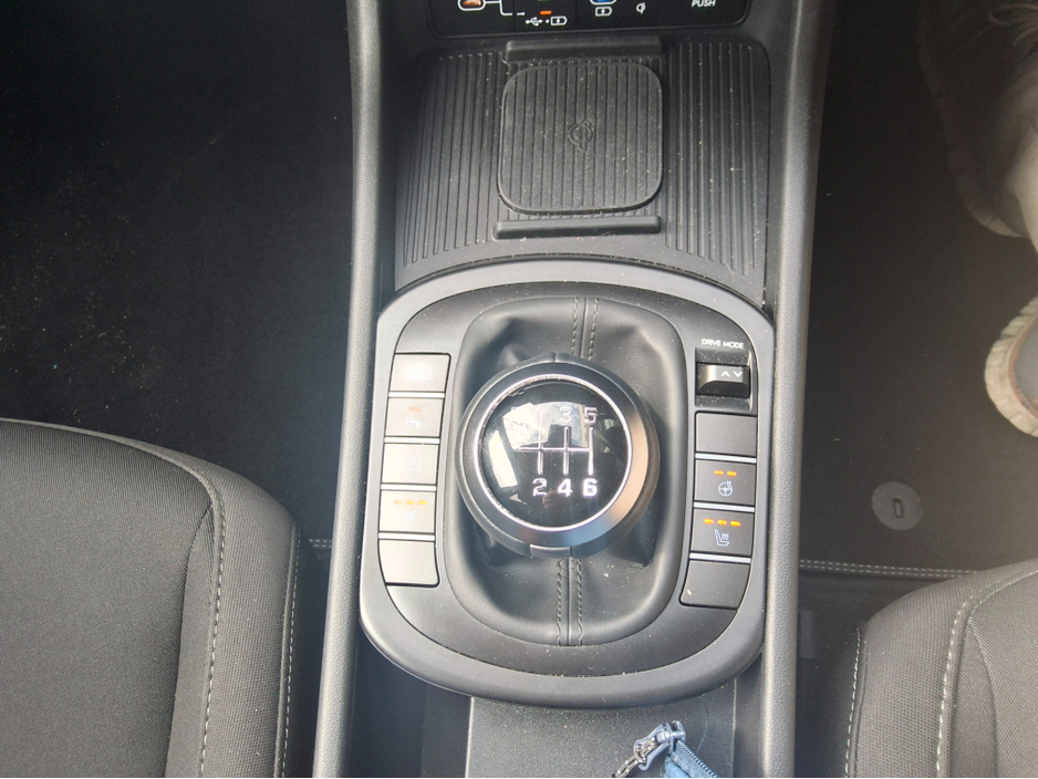 2024 Hyundai Kona - image 16