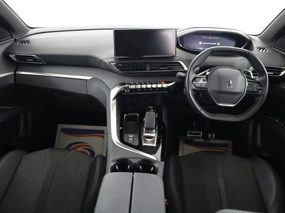 2023 Peugeot 3008 - image 14