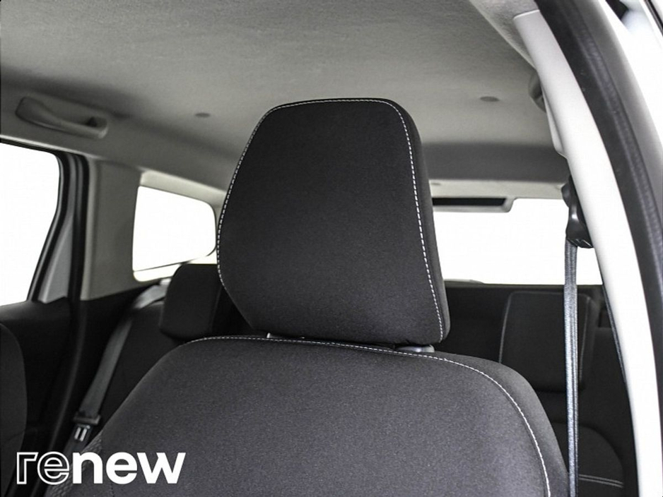 2021 Dacia Duster - image 19