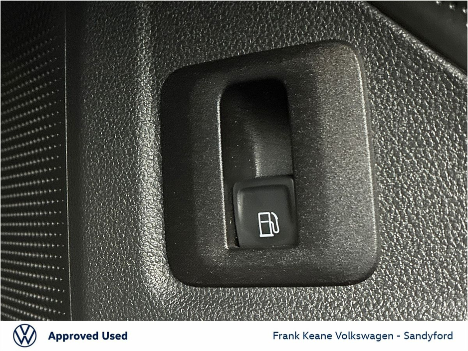 2025 Volkswagen Tiguan Tiguan R-Line Tsi Phev S-A R-Line TSi eHybrid 204 DSG 19.7 kWh Auto 2WD Start/Stop @frank Keane Volkswagen South Dublin €49,995