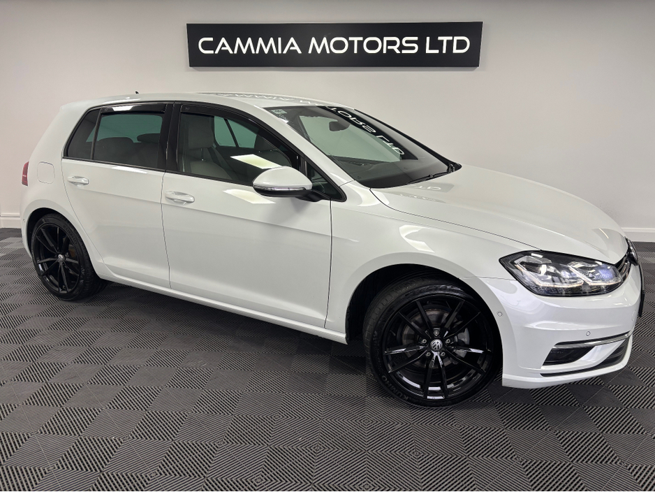 2019 Volkswagen Golf *VOLKSWAGEN GOLF TSI* *LOW MILEAGE* *HEATED LEATHER ELECTRIC SEATS* *WIDE PRONAV SCREEN* *REVERSE CAMERA* *PARKING SENSORS* *DSG AUTOMATIC* *FINANCE AVAILABLE* *TRADE INS WELCOME* €21,950